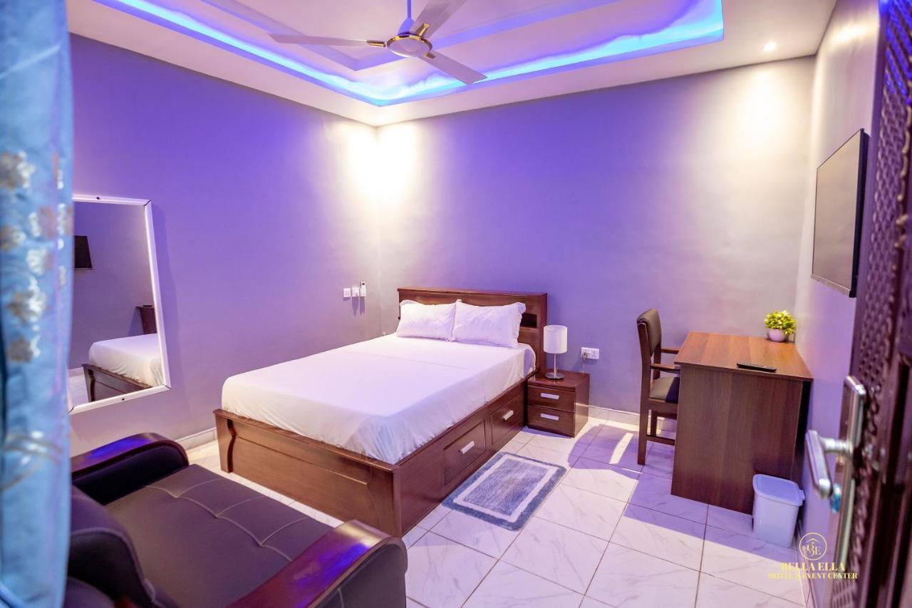 Bella Ella Hotel & Event Center Kasoa Экстерьер фото