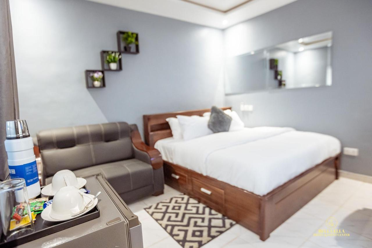 Bella Ella Hotel & Event Center Kasoa Экстерьер фото